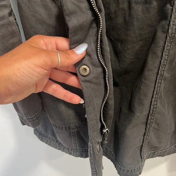 Spring Jacket - Picture 4 of 6